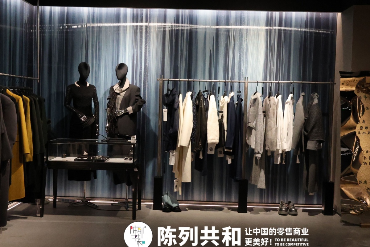 服装人第一次开店陈列不会做怎么办？