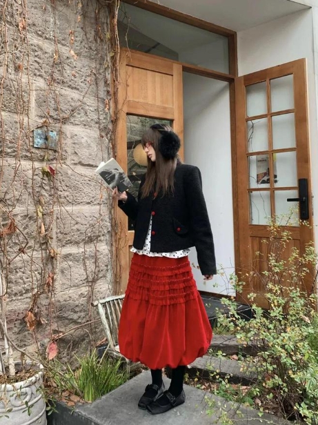 超全盘点：新年红色衣服的穿搭指南
